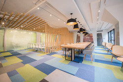 17038924_715478945286719_218298875040574